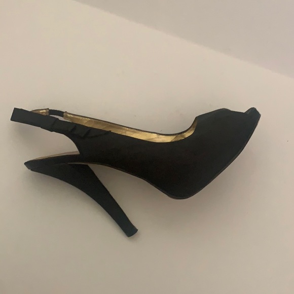 Hale Bob - Satin peep toe heels with side bow - Picture 2 of 2